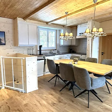 Waldhuesli - Charmingstay Chalet Quarten